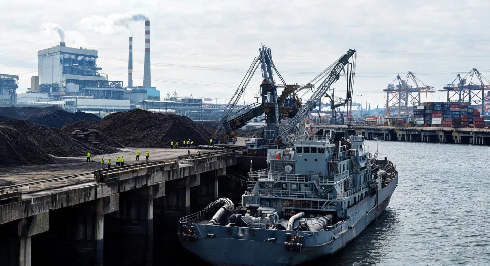 About Damen industrial scene